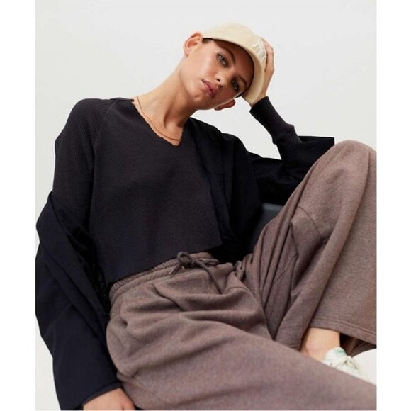 Urban Outfitters BDG Dark Gray Waffle Knit Cropped Shirt Women’s Size Small - Picture 1 of 7